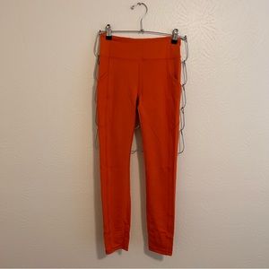 Lululemon yoga pants size 4